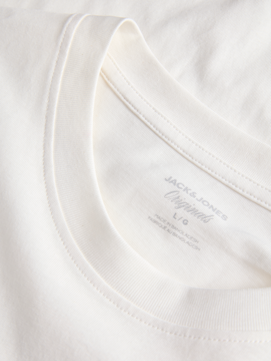 model_shot-detail